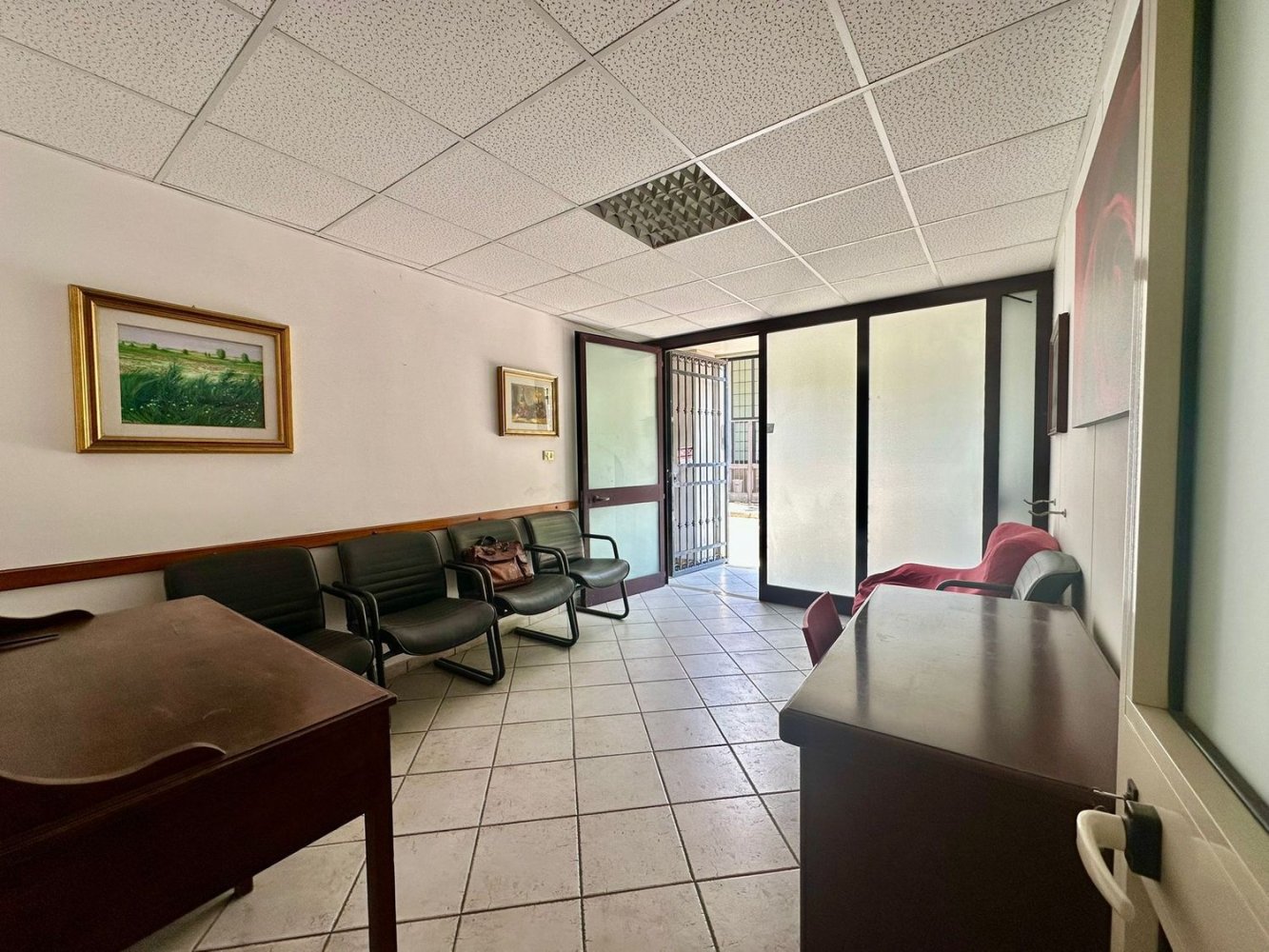 3-salle Appartement à Arnesano, Italy No. 284073