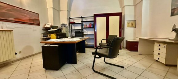 3-salle Appartement à Arnesano, Italy No. 284073 16