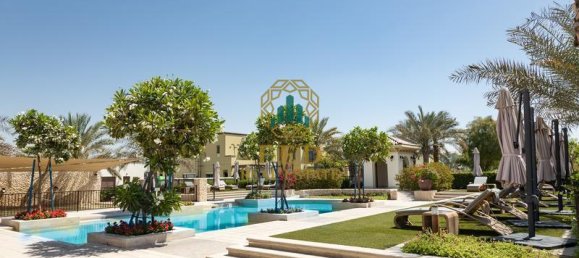 3 Schlafzimmer Villa in Mirdif, UAE, Nr. 8217 16