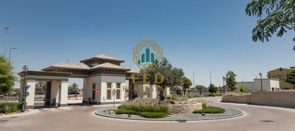 3 Schlafzimmer Villa in Mirdif, UAE, Nr. 8217 4