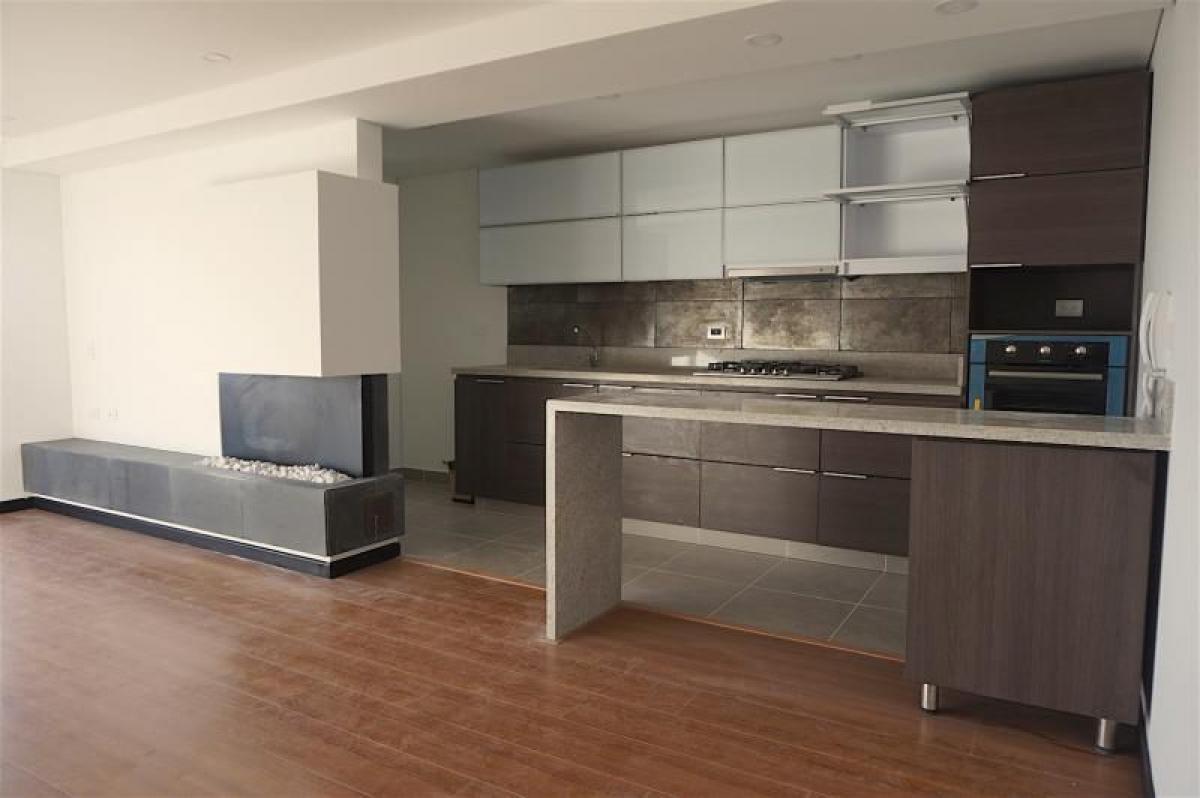 Casa de 2 dormitorios en Bogotá, Colombia No. 10114