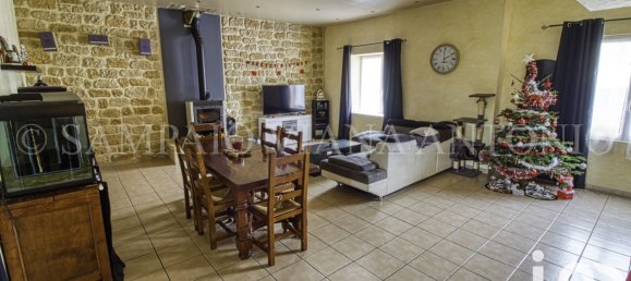 4 bedrooms House in Loiret, France No. 42459 7