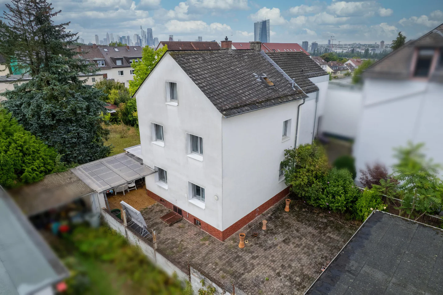 Дом с 4 спальнями в Франкфурт на Майне, Германия № 299642