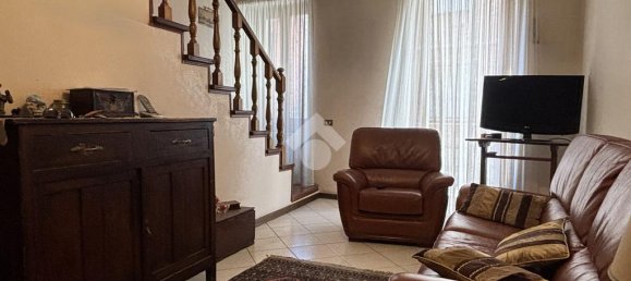 2 bedrooms Apartment in Terni, Italy No. 377647 9