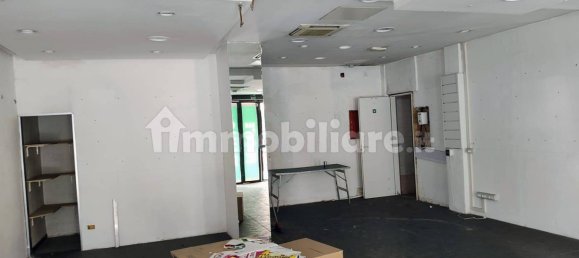 1 room Commercial property in Rome, Italy No. 165196 3