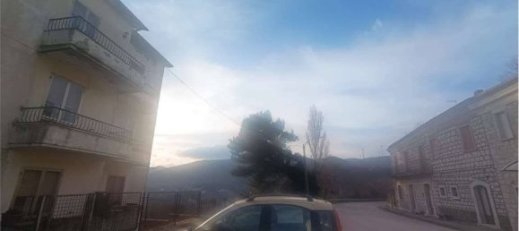 3 rooms Apartment in Pontelandolfo, Italy No. 303946 13