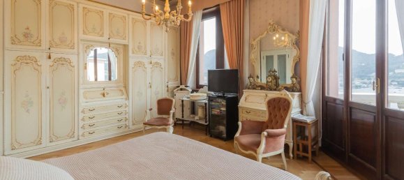 9 rooms Villa in Como, Italy No. 136572 12