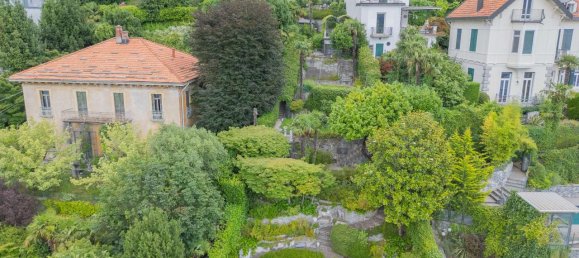 9 rooms Villa in Como, Italy No. 136572 3