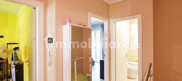 3 bedrooms Apartment in Ponte Lambro, Italy No. 379430 21
