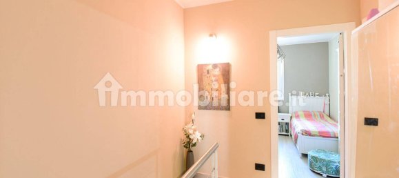 3 bedrooms Apartment in Ponte Lambro, Italy No. 379430 22