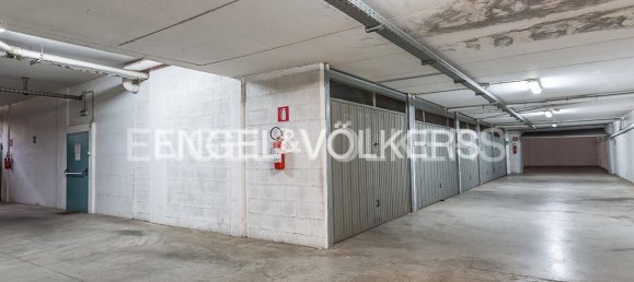 259m² Garage in Rome, Italy No. 63328 8