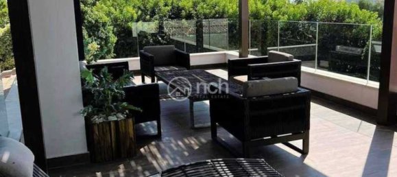 Вилла с 4 спальнями в Куклия, Кипр № 11885 11