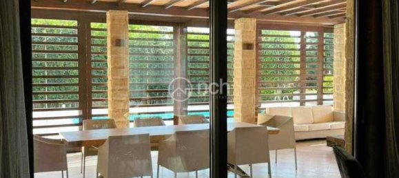 Вилла с 4 спальнями в Куклия, Кипр № 11885 8