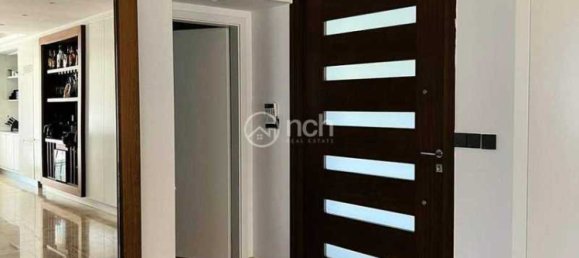 Вилла с 4 спальнями в Куклия, Кипр № 11885 3