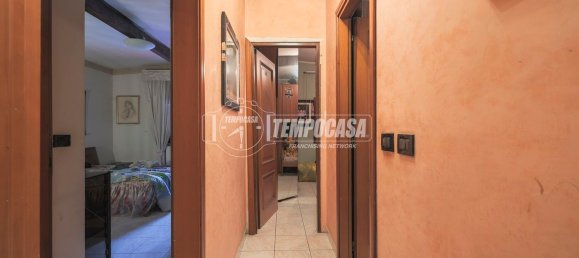 6 chambres Appartement à Bologna, Italy No. 347708 23