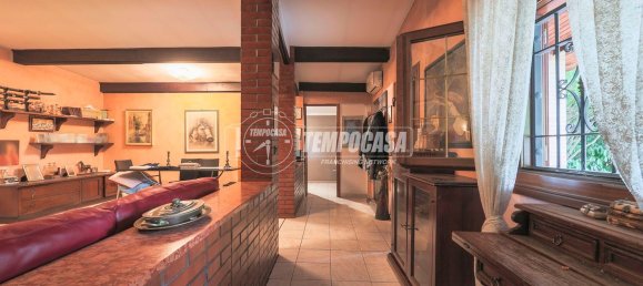 6 chambres Appartement à Bologna, Italy No. 347708 22