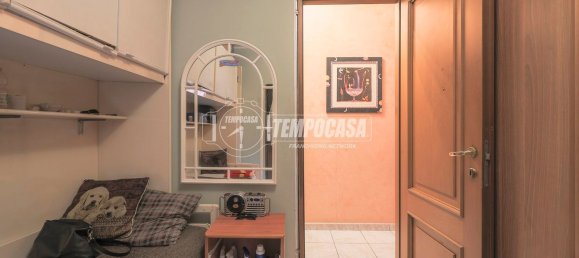 6 chambres Appartement à Bologna, Italy No. 347708 33