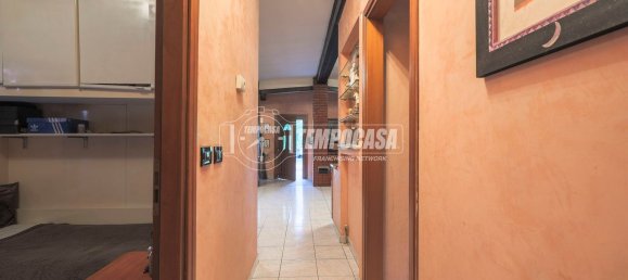 6 chambres Appartement à Bologna, Italy No. 347708 36