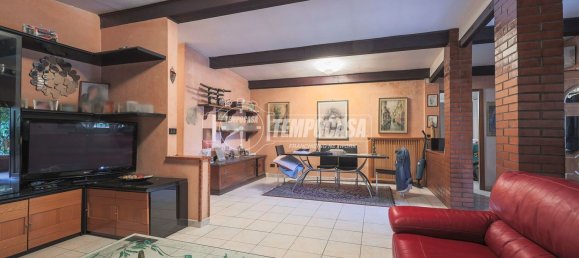 6 chambres Appartement à Bologna, Italy No. 347708 19