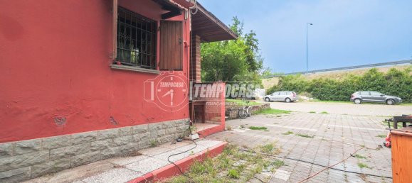 6 chambres Appartement à Bologna, Italy No. 347708 11