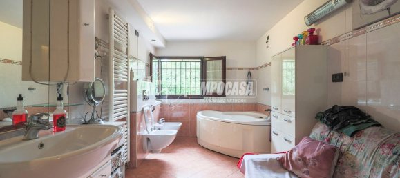 6 chambres Appartement à Bologna, Italy No. 347708 28