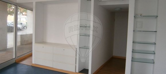 Gewerbliche Immobilie in Lisbon, Portugal 85m², Nr. 65788 15