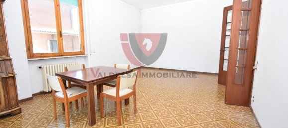 5 rooms Apartment in Colle di Val d'Elsa, Italy No. 261147 11