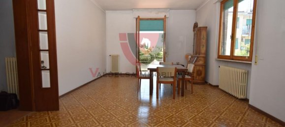 5 rooms Apartment in Colle di Val d'Elsa, Italy No. 261147 13