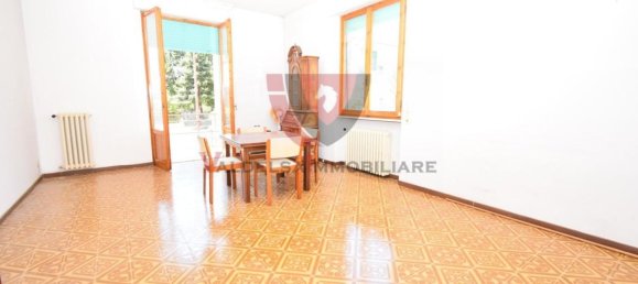 5 rooms Apartment in Colle di Val d'Elsa, Italy No. 261147 5