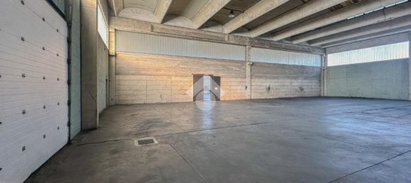 6-salle Entrepôt à Isorella, Italy No. 119449 24