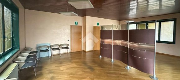 6-salle Entrepôt à Isorella, Italy No. 119449 12