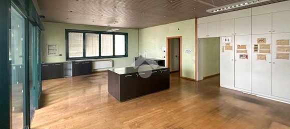 6-salle Entrepôt à Isorella, Italy No. 119449 17