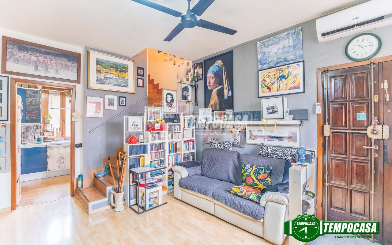 Apartamento de 2 divisões em Magenta, Italy N.º 41267