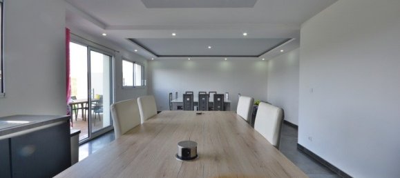 Casa de 4 dormitorios en Dijon, France No. 59660 7