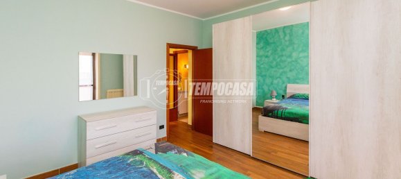 Apartamento de 4 divisões em Vanzaghello, Italy N.º 303750 14