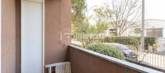 Apartamento de 4 divisões em Vanzaghello, Italy N.º 303750 22