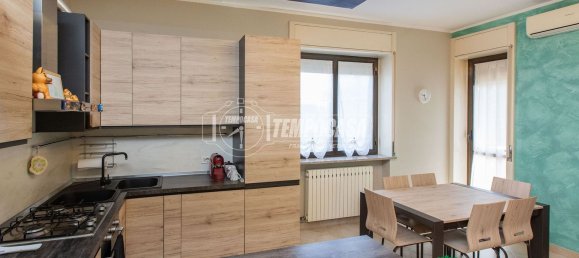 Apartamento de 4 divisões em Vanzaghello, Italy N.º 303750 8