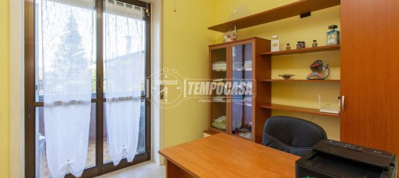 Apartamento de 4 divisões em Vanzaghello, Italy N.º 303750 16