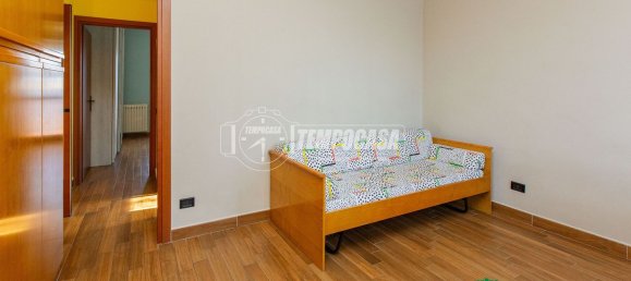 Apartamento de 4 divisões em Vanzaghello, Italy N.º 303750 19