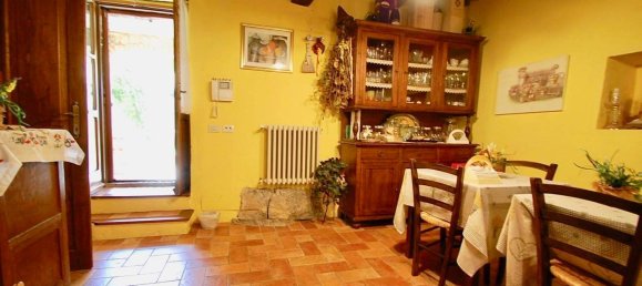 6 غرف نوم منزل في Passignano sul Trasimeno, Italy رقم 53693 33