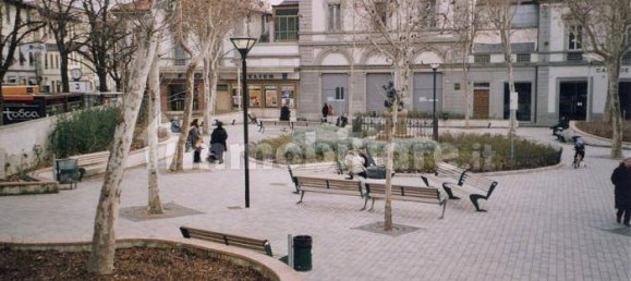 2 rooms Commercial property in Florence, Italy No. 355187 5