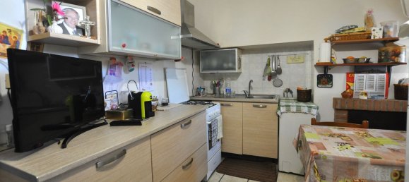 Квартира с 2 комнатами в Спольторе, Италия № 35018 9