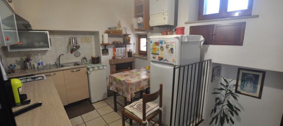 Квартира с 2 комнатами в Спольторе, Италия № 35018 13