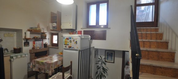 Квартира с 2 комнатами в Спольторе, Италия № 35018 10