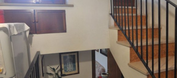 Квартира с 2 комнатами в Спольторе, Италия № 35018 14