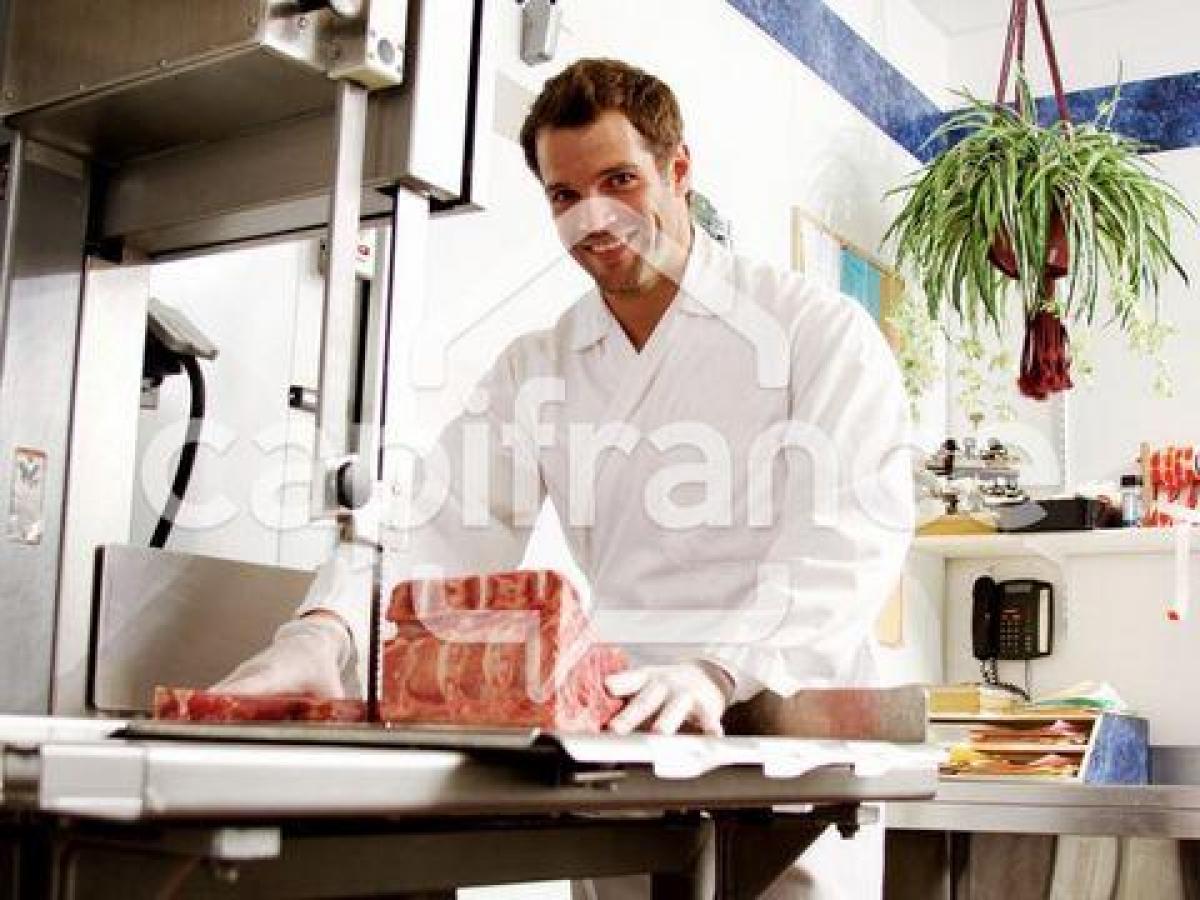  مكتب في Haguenau, France 63متر مربع رقم 19815