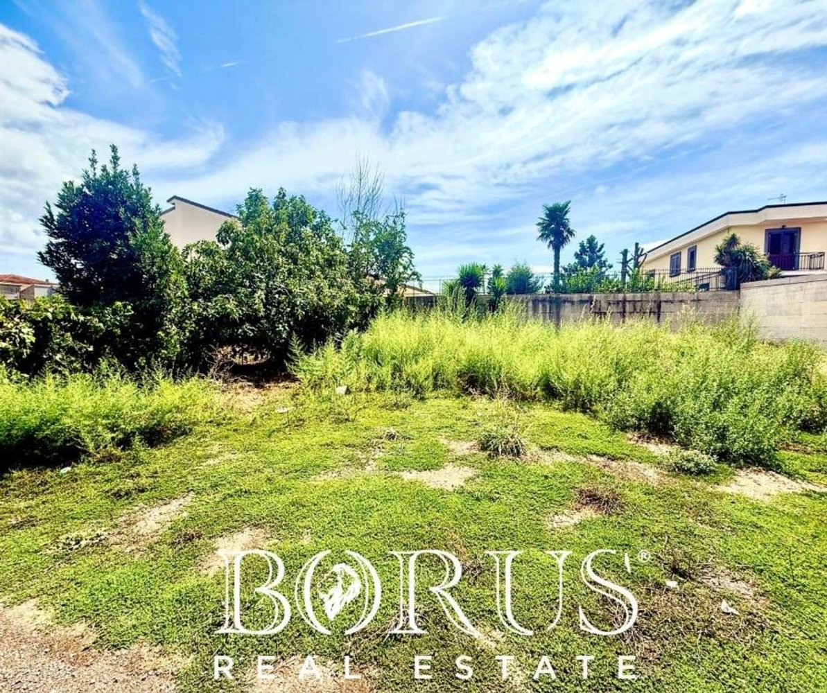  Land in Casal di Principe, Italy No. 372272