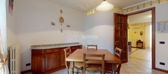 7 rooms House in Castellarano, Italy No. 70200 15