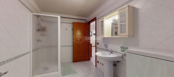 7 rooms House in Castellarano, Italy No. 70200 6