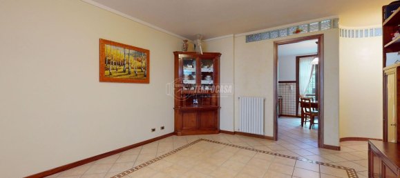 7 rooms House in Castellarano, Italy No. 70200 8